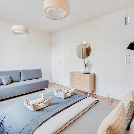 Bright Day - Self Check-in 24h, 10 Min Market Square *