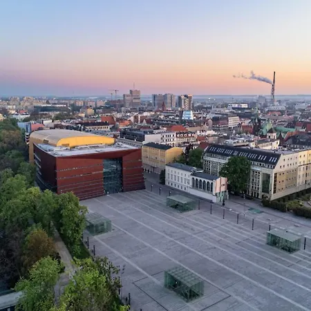 Bright Day - Self Check-in 24h, 10 Min Market Square