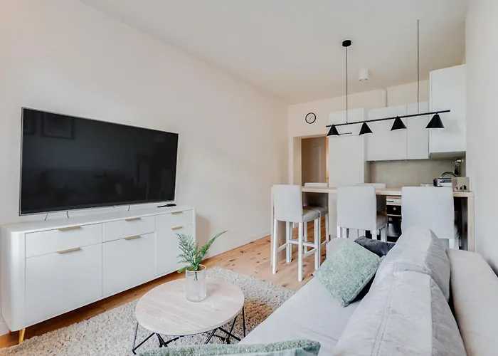 Bright Day - Self Check-in 24h, 10 Min Market Square Apartamento *